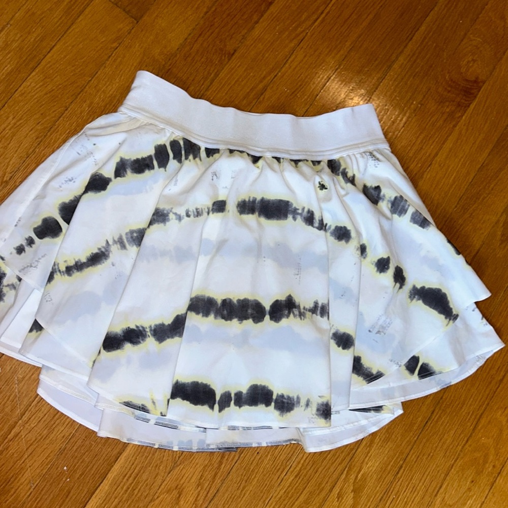 Lululemon skirt
